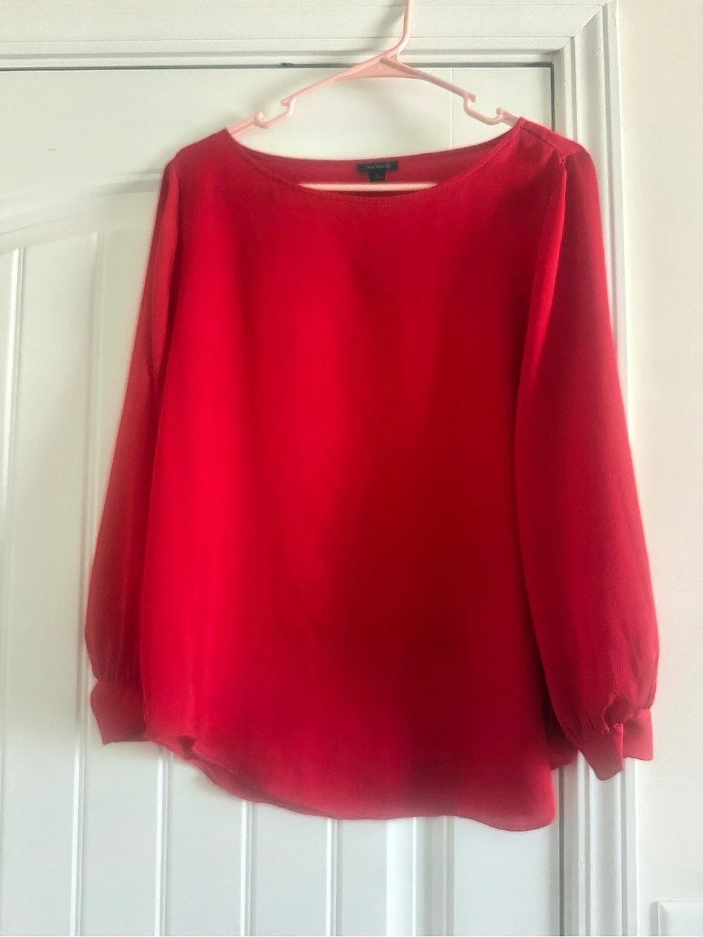 Ann Taylor Long Sleeve Blouse in Red Size Medium Like New
